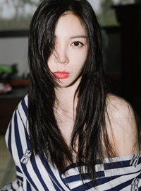 Korean girl model Kim white sling(10)